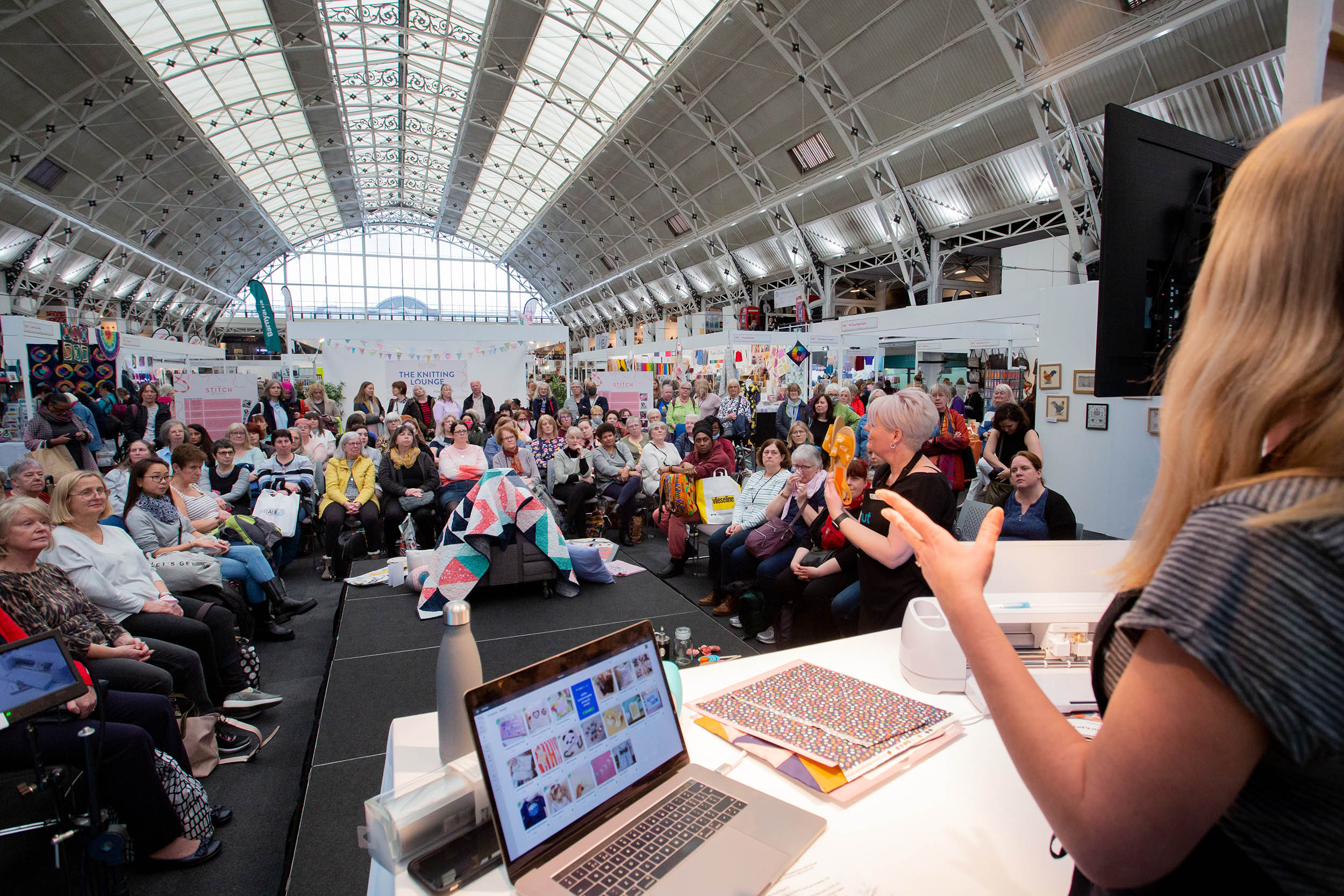 001-LONDON-TRADE-SHOW-PHOTOGRAPHER-THE-STITCH-FESTIVAL-BUSINESS-DESIGN-CENTRE.jpg Demo Show at The Stitch Festival, held at the Business Design Centre in London with Carmen Valino's London Trade Show photographer